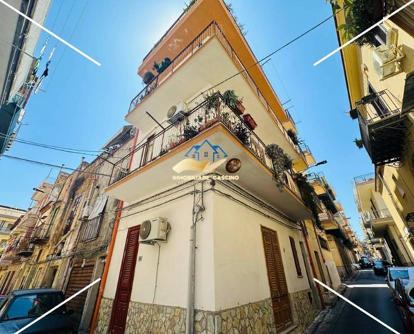 casa indipendente in vendita a Bagheria in zona Centro Città