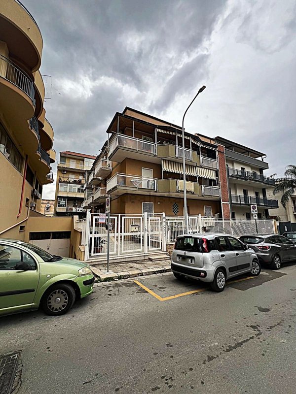 appartamento in vendita a Bagheria in zona Centro Città