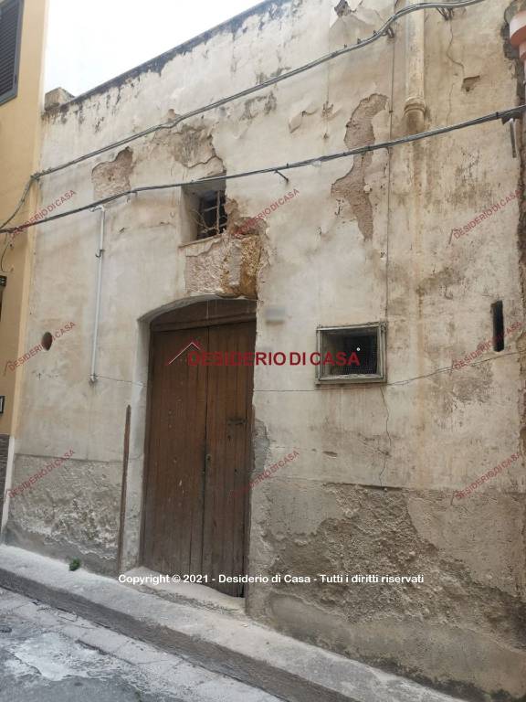 casa indipendente in vendita a Bagheria in zona Centro Città