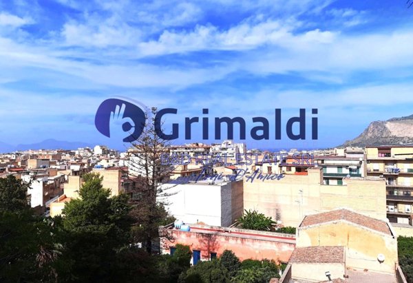 appartamento in vendita a Bagheria in zona Centro Città