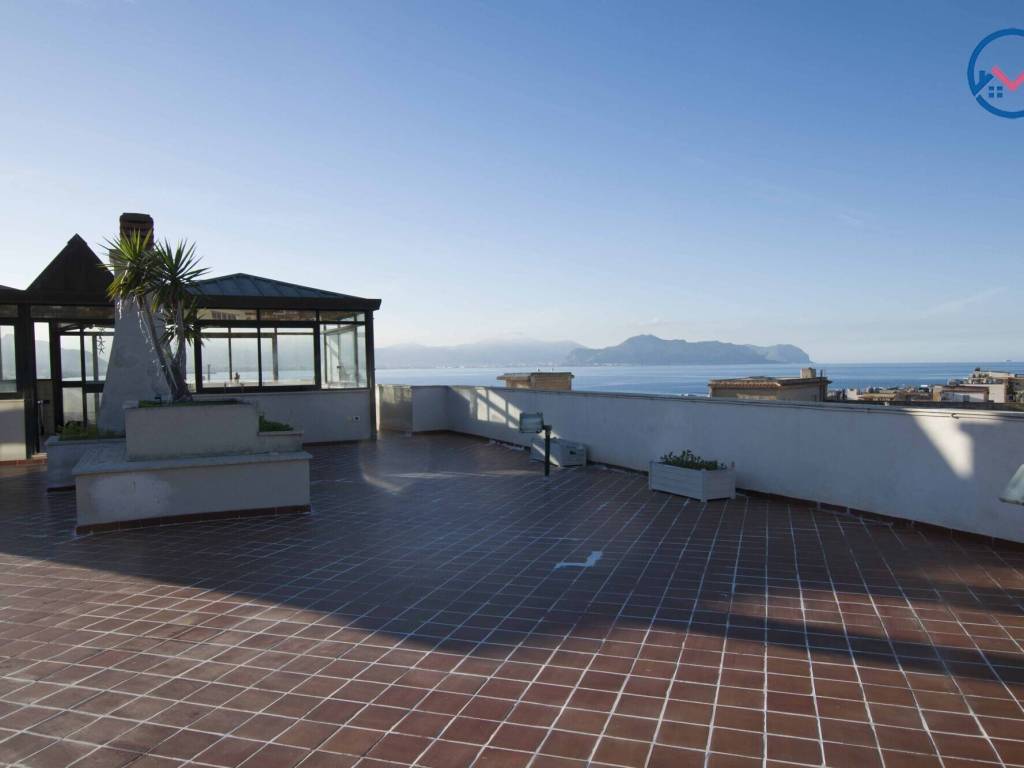 appartamento in vendita a Bagheria in zona Aspra