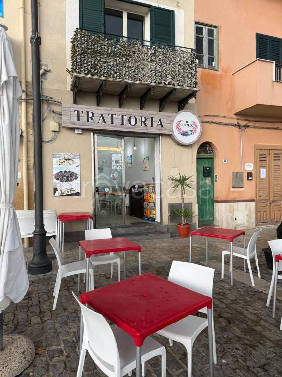 negozio in vendita a Bagheria in zona Aspra