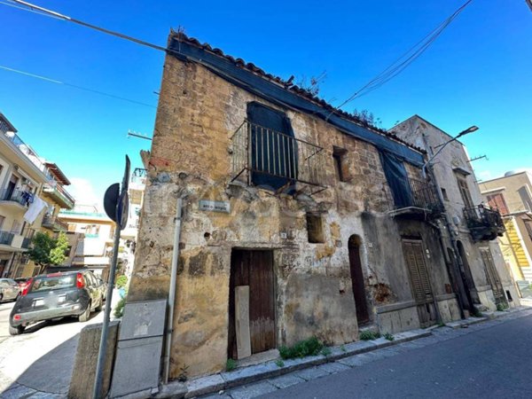 casa indipendente in vendita a Bagheria in zona Centro Città