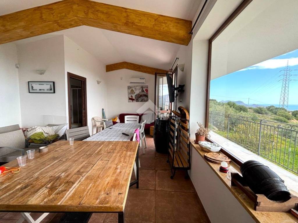 casa indipendente in vendita a Bagheria in zona Aspra