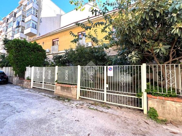 appartamento in vendita a Bagheria in zona Centro Città