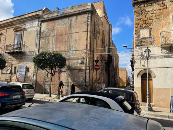 casa indipendente in vendita a Bagheria in zona Centro Città