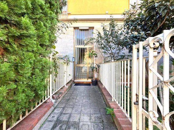 appartamento in vendita a Bagheria in zona Aspra