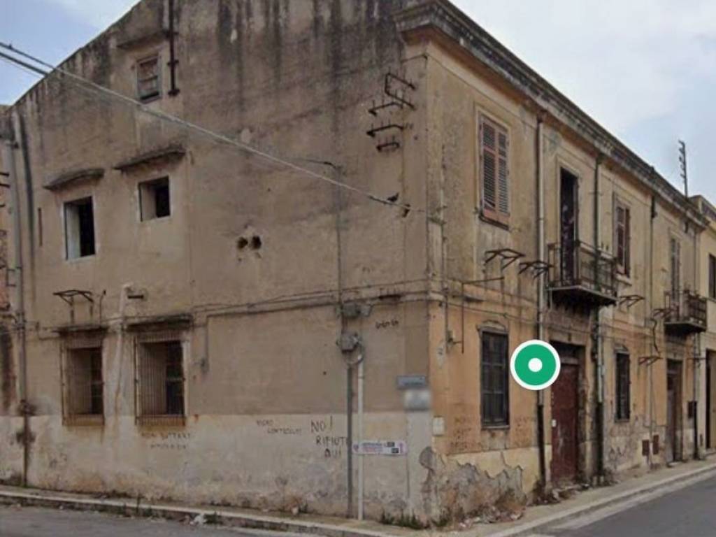 locale commerciale in vendita a Bagheria
