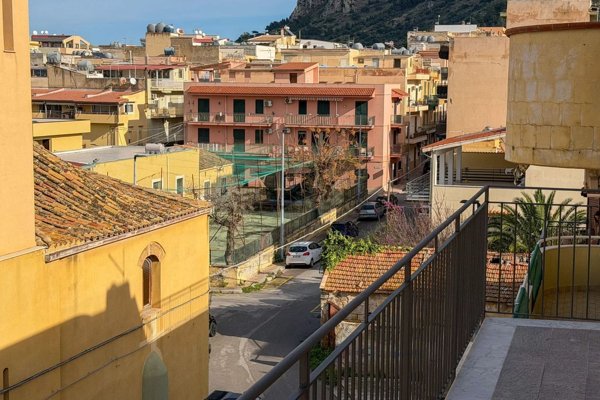 appartamento in vendita a Bagheria in zona Aspra