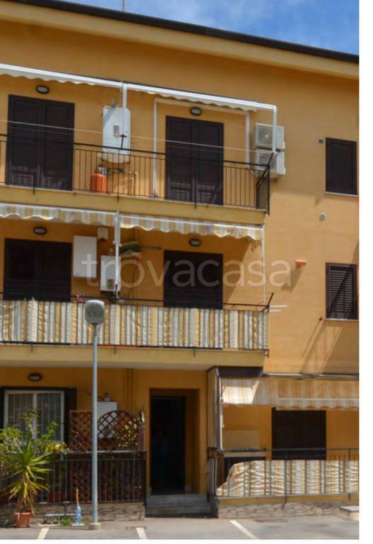 locale commerciale in vendita a Bagheria in zona Aspra