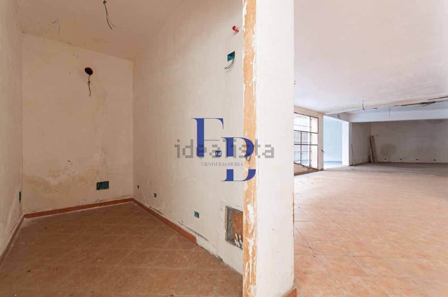 locale commerciale in vendita a Bagheria