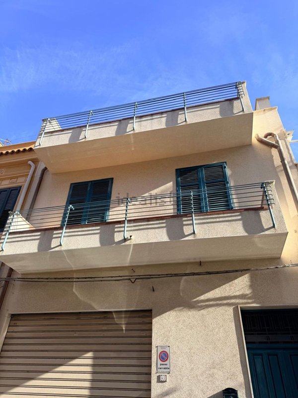 casa indipendente in vendita a Bagheria in zona Centro Città