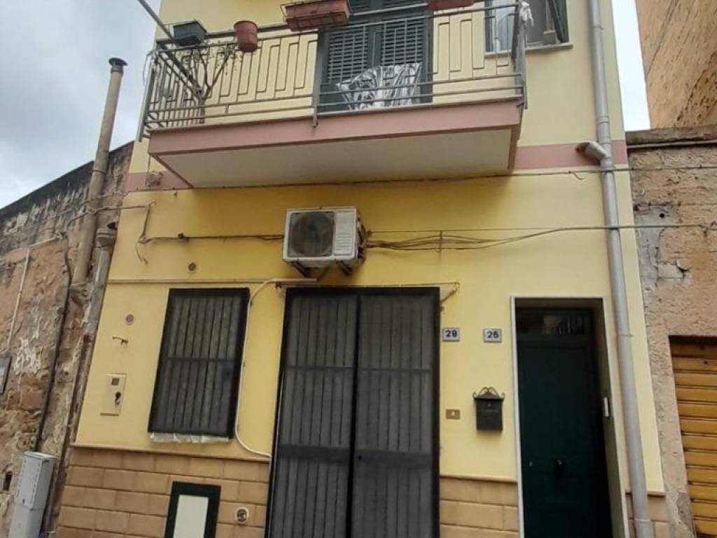 intera palazzina in vendita a Bagheria
