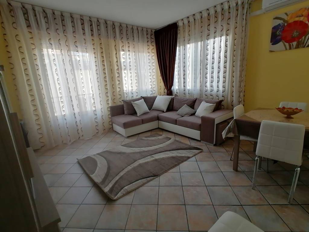 intera palazzina in vendita a Bagheria in zona Centro Città