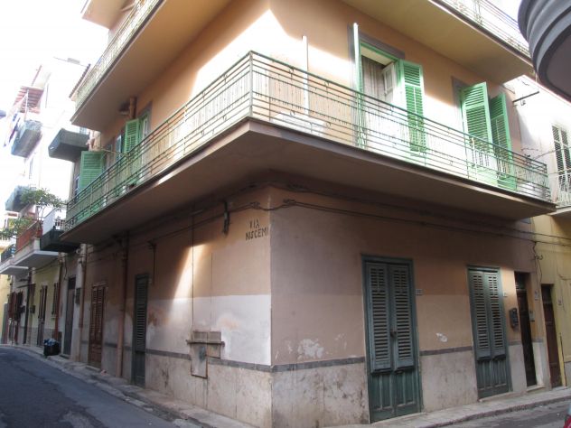 appartamento in vendita a Bagheria in zona Centro Città