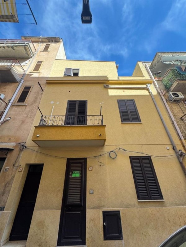 casa indipendente in vendita a Bagheria in zona Centro Città