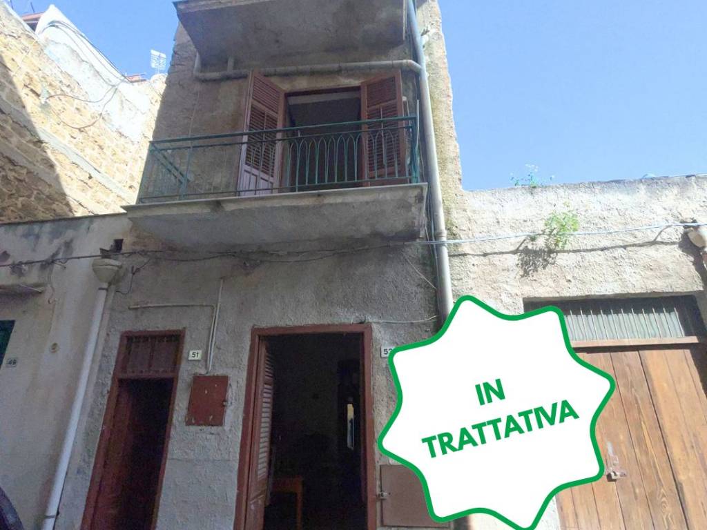 casa indipendente in vendita a Bagheria in zona Centro Città