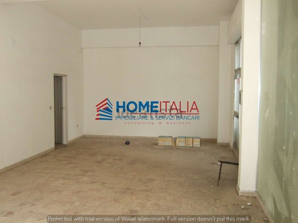 locale commerciale in vendita a Bagheria
