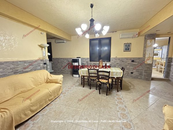 casa indipendente in vendita a Bagheria