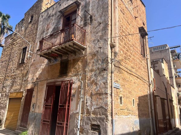casa indipendente in vendita a Bagheria in zona Centro Città