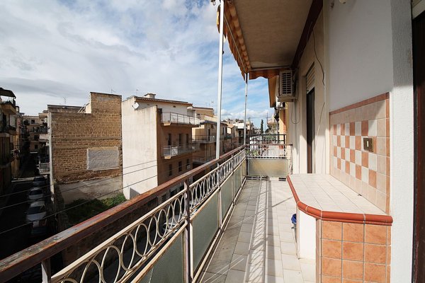 appartamento in vendita a Bagheria in zona Centro Città