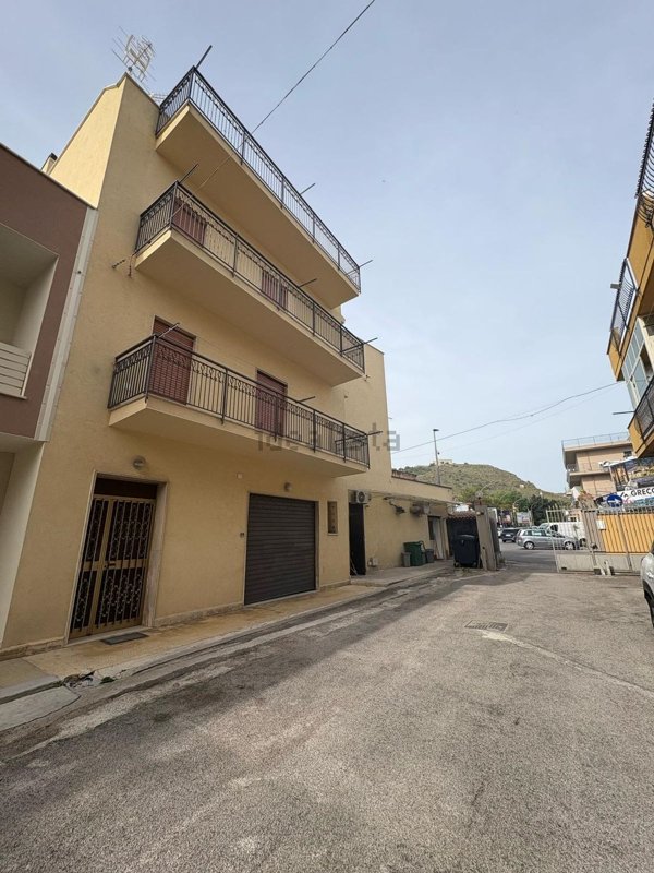 appartamento in vendita a Bagheria