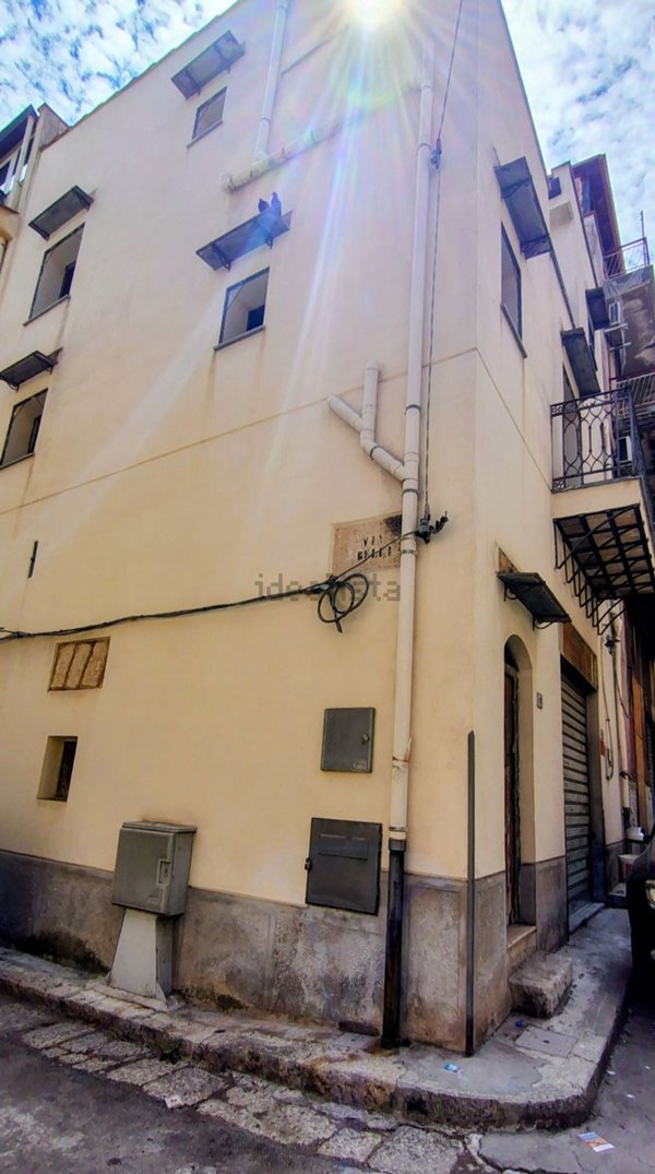 casa indipendente in vendita a Bagheria in zona Centro Città