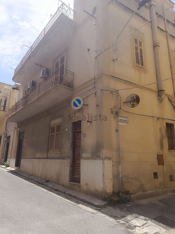 casa indipendente in vendita a Bagheria in zona Centro Città