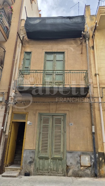 casa indipendente in vendita a Bagheria in zona Centro Città