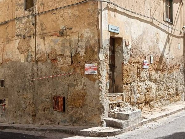 casa indipendente in vendita a Bagheria in zona Centro Città