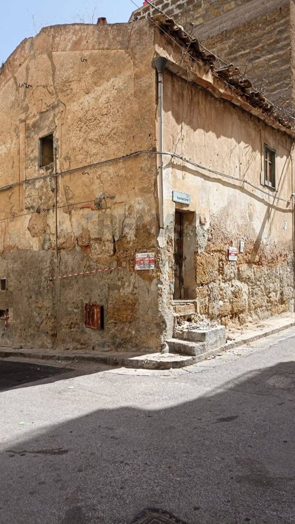 casa indipendente in vendita a Bagheria in zona Centro Città