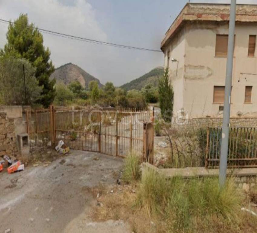 capannone in vendita a Bagheria