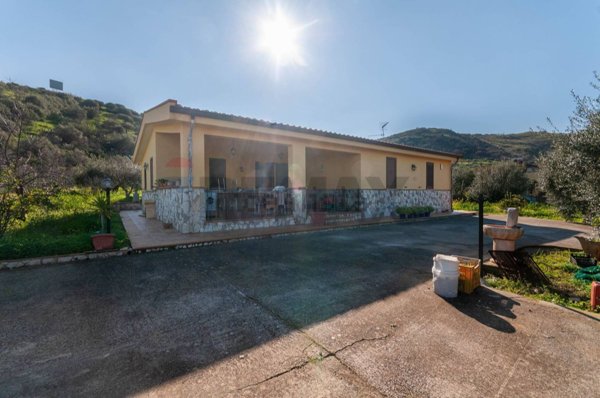 casa indipendente in vendita a Bagheria