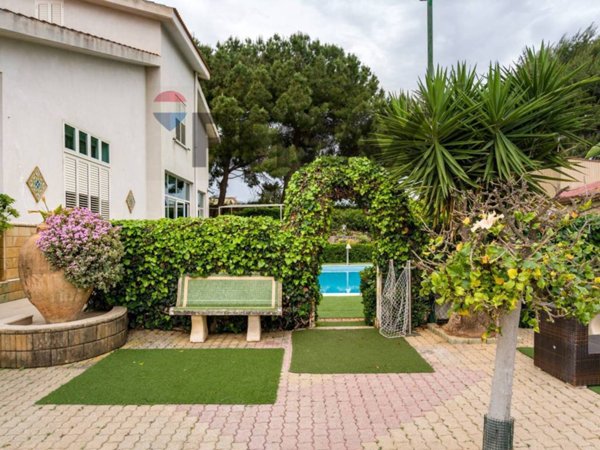 casa indipendente in vendita a Bagheria in zona Campagnone