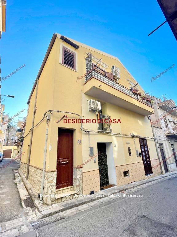 appartamento in vendita a Bagheria in zona Centro Città