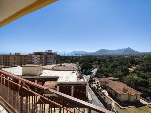 appartamento in vendita a Bagheria in zona Villa Cavaretta