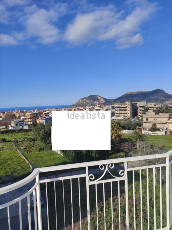 appartamento in vendita a Bagheria in zona Villa Cavaretta