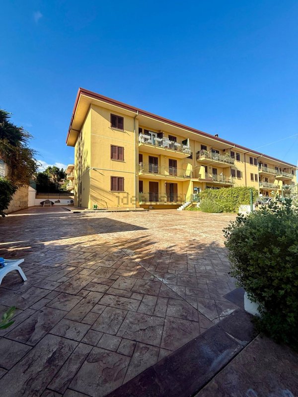 appartamento in vendita a Bagheria in zona Villa Cavaretta