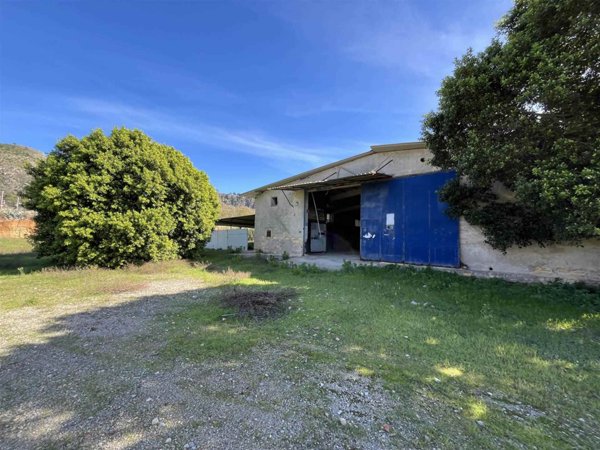 casa indipendente in vendita a Bagheria in zona Villa Cavaretta