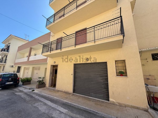 appartamento in vendita a Bagheria in zona Villa Cavaretta