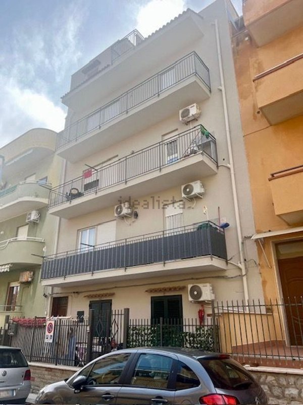 appartamento in vendita a Bagheria in zona Aspra