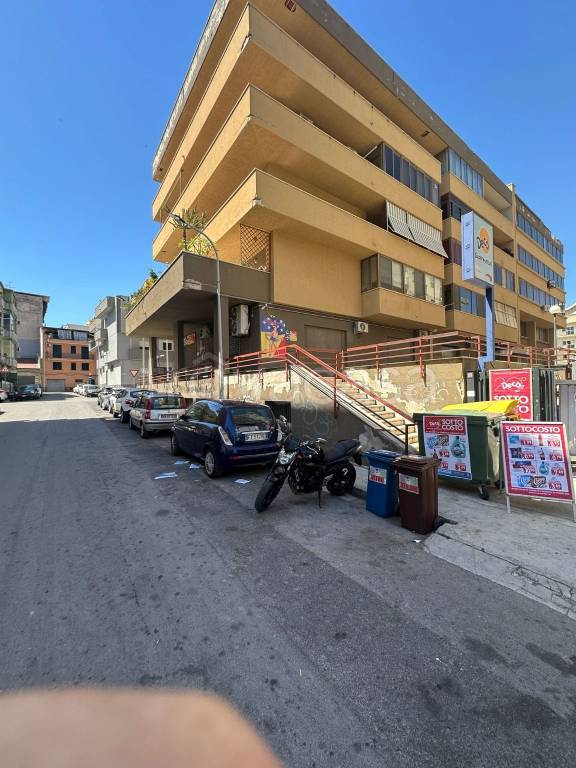 negozio in vendita a Bagheria