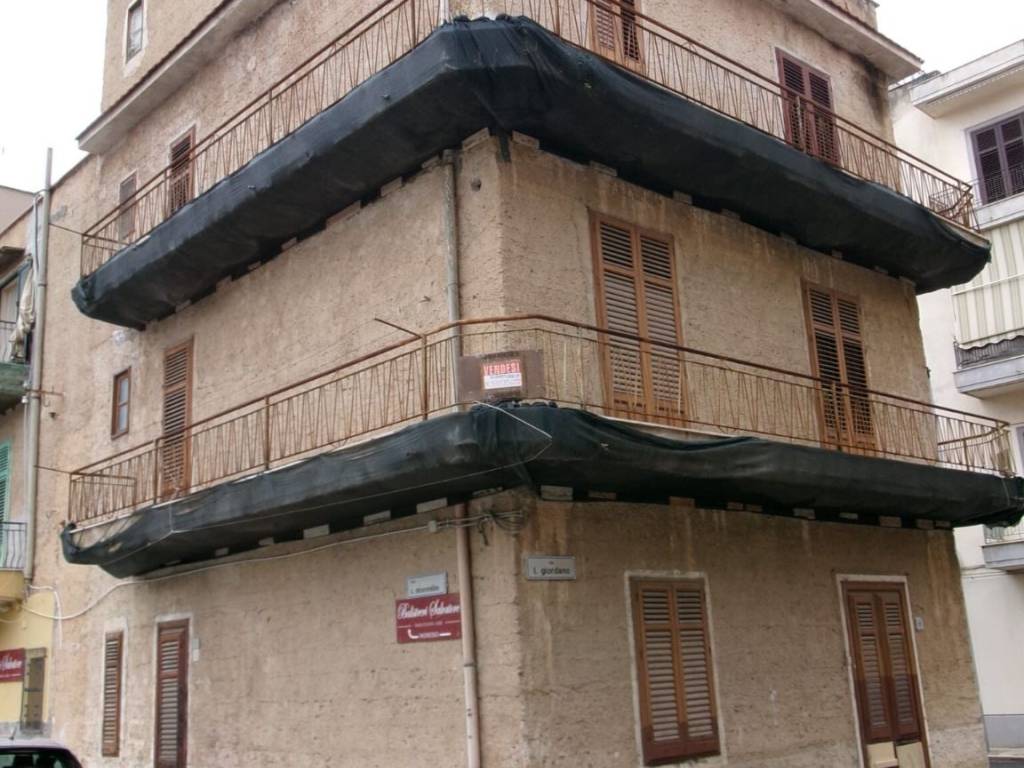 casa indipendente in vendita a Bagheria in zona Centro Città