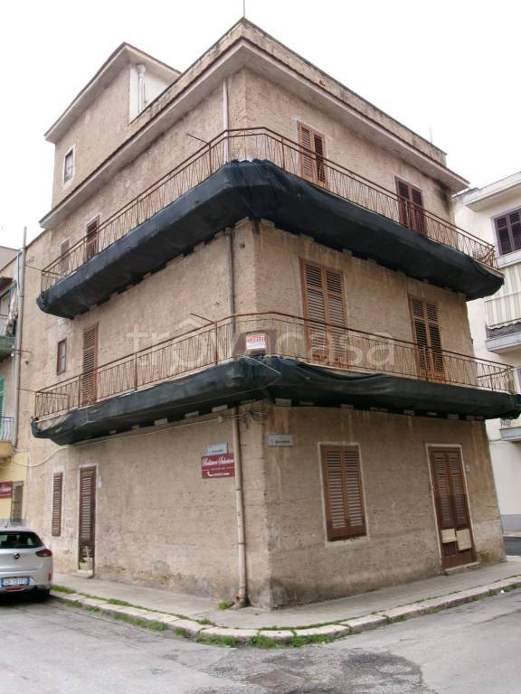casa indipendente in vendita a Bagheria in zona Centro Città