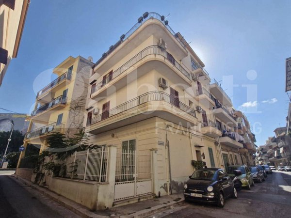 appartamento in vendita a Bagheria in zona Centro Città