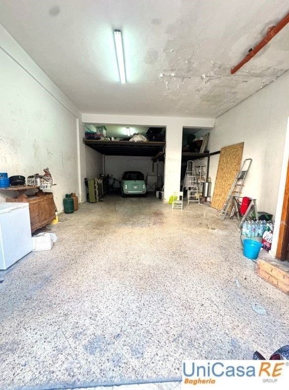locale di sgombero in vendita a Bagheria in zona Centro Città