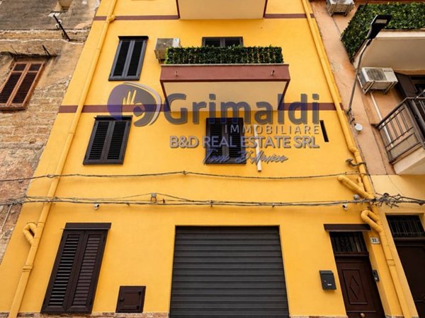 casa indipendente in vendita a Bagheria in zona Centro Città