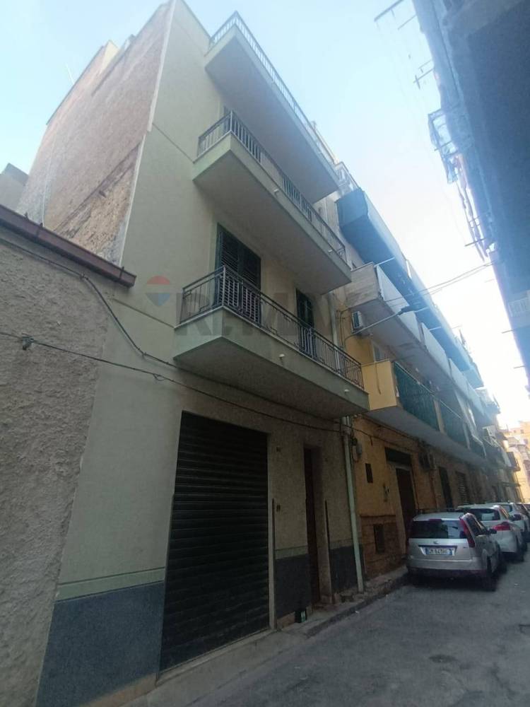 casa indipendente in vendita a Bagheria in zona Centro Città