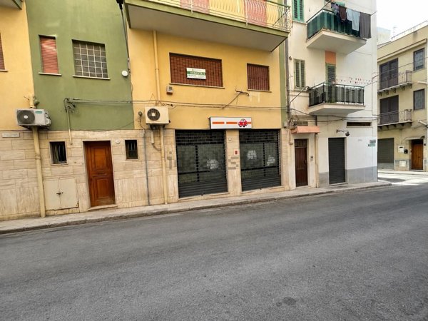 ufficio in vendita a Bagheria in zona Centro Città