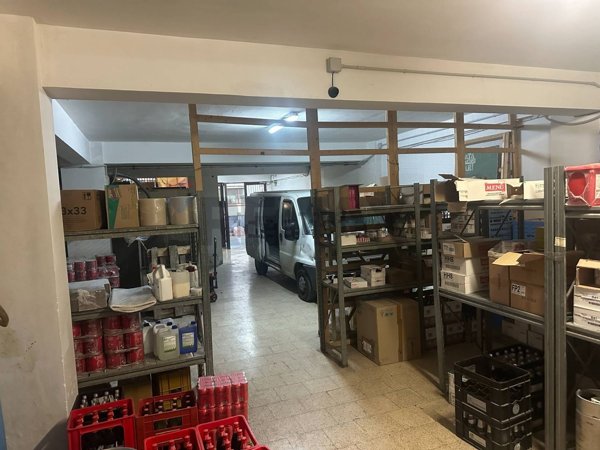 locale di sgombero in vendita a Bagheria